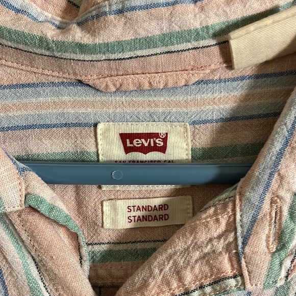 90’s Levi’s Button Down Shirt Stripes - Picture 3 of 3